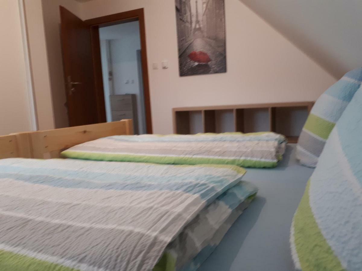 Appartamento Sarah Klein Aber Fein Wellesweiler Esterno foto